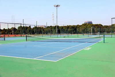 赤壁市国家税务局网球场面面层施工2.JPG